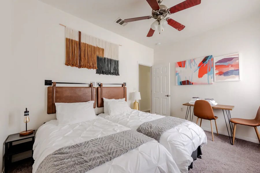Furnished Finder property 597004_1 photo 9