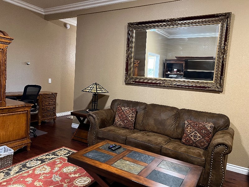 Furnished Finder property 597022_1 photo 4