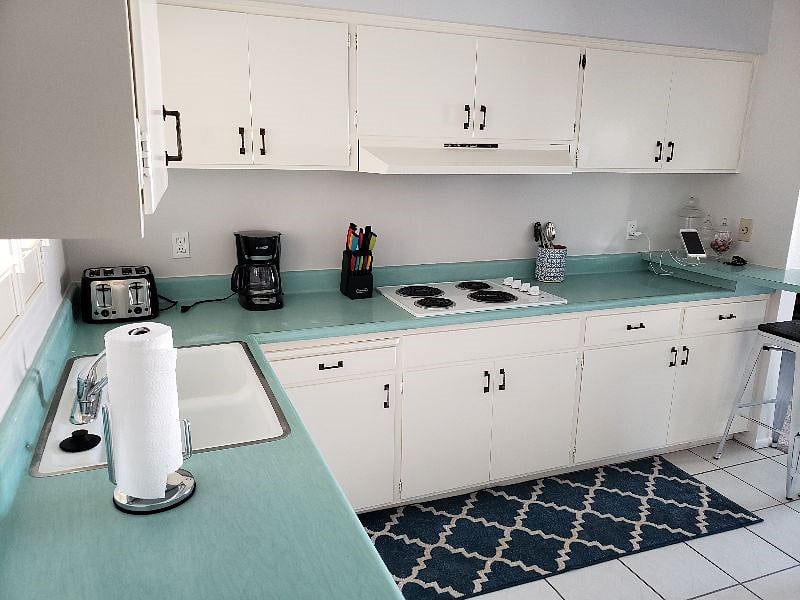 Furnished Finder property 597027_1 photo 3