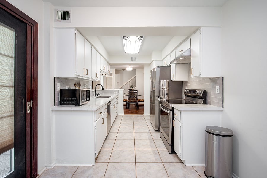 Furnished Finder property 597041_1 photo 3