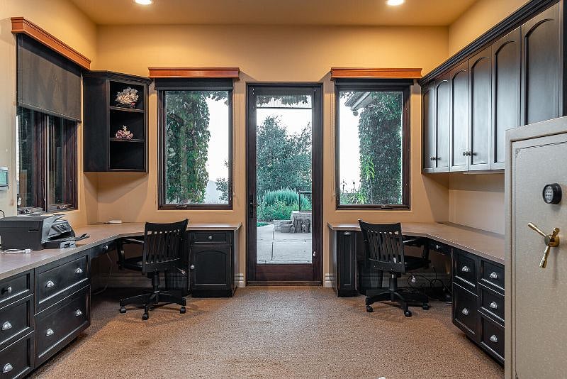 Furnished Finder property 597060_1 photo 9
