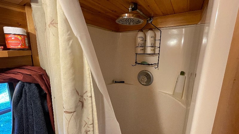 3 foot x 3 foot shower with rain shower head