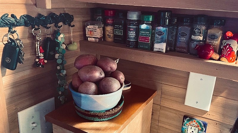 A full spice rack. We can leave these for you or pack them away. 