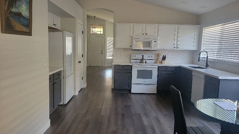 Furnished Finder property 597203_1 photo 4