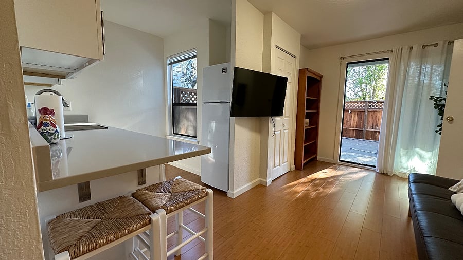 Furnished Finder property 597239_1 photo 9