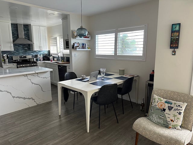 Furnished Finder property 597270_1 photo 14