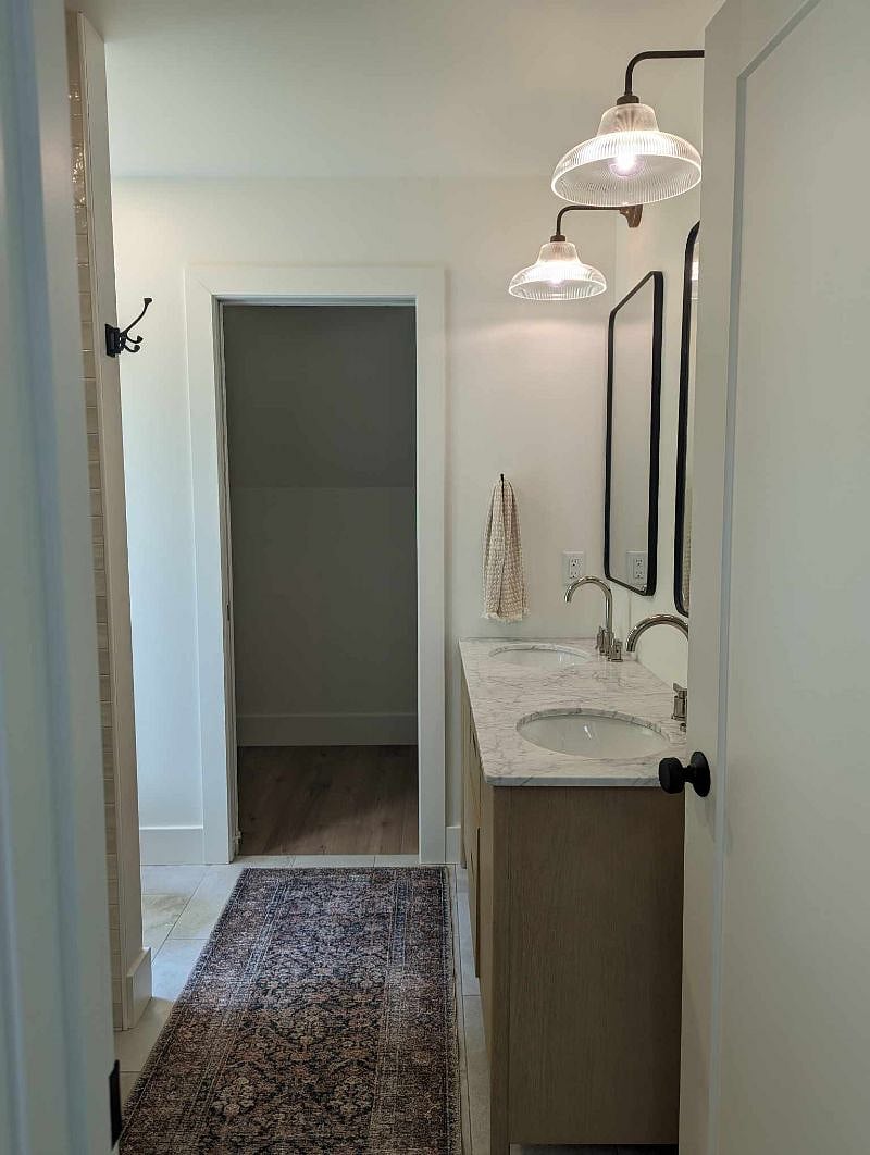 Downstairs Master Bath