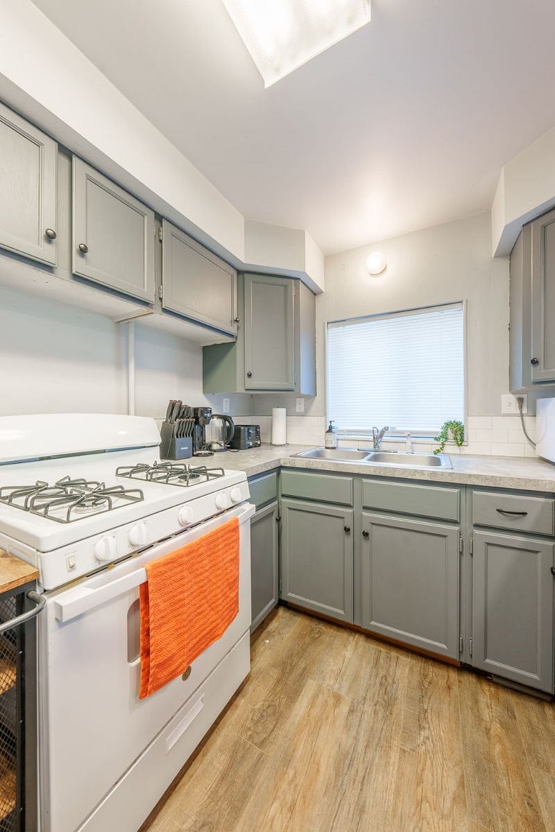 Furnished Finder property 597374_1 photo 11
