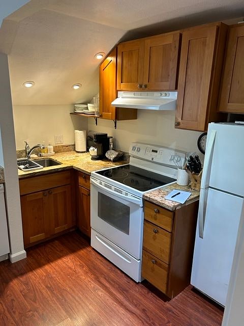 Furnished Finder property 597404_1 photo 4