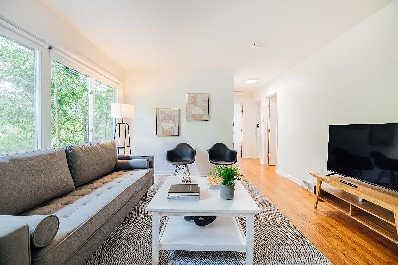 Furnished Finder property 597429_1 photo 14
