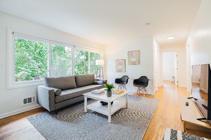 Furnished Finder property 597429_1 photo 15
