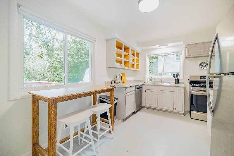 Furnished Finder property 597429_1 photo 35