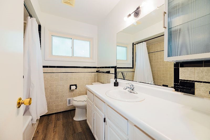 Furnished Finder property 597429_1 photo 41