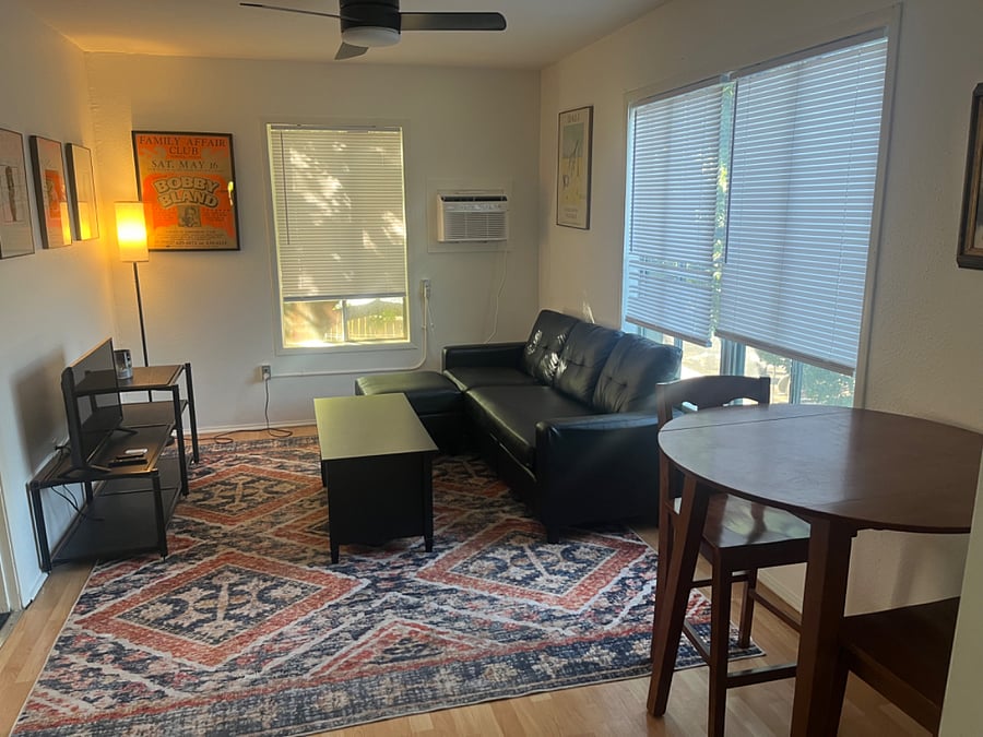 Furnished Finder property 597435_1 photo 11