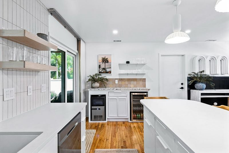 Furnished Finder property 597480_1 photo 16