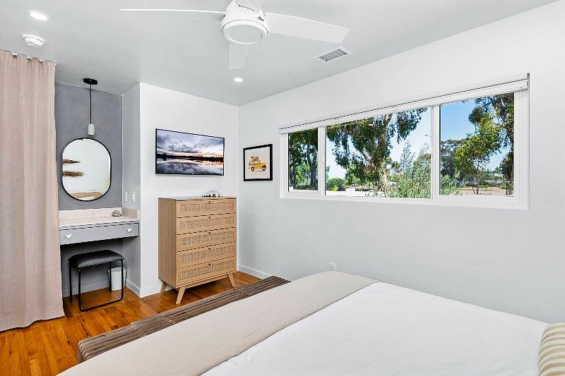 Furnished Finder property 597480_1 photo 23