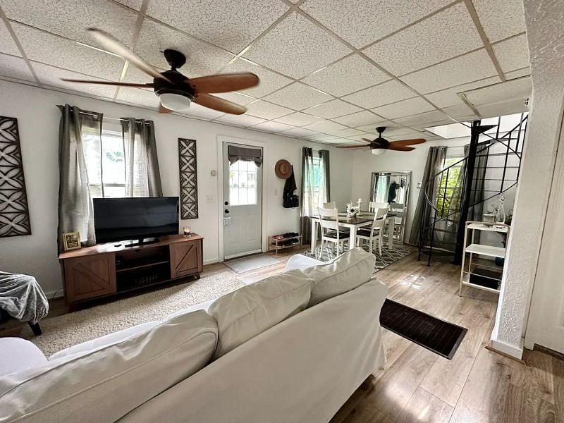 Furnished Finder property 597516_1 photo 4