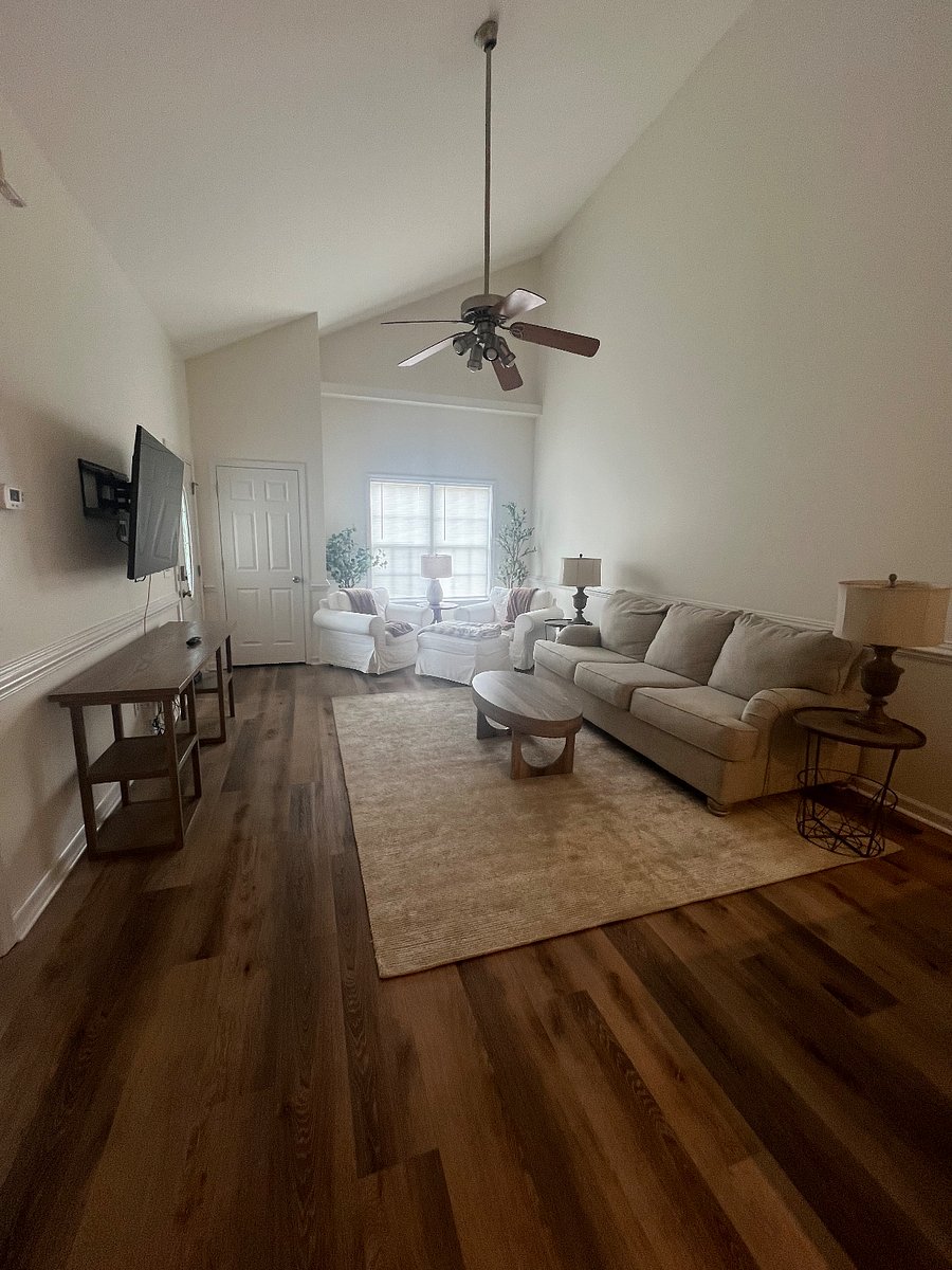 Furnished Finder property 597537_1 photo 3