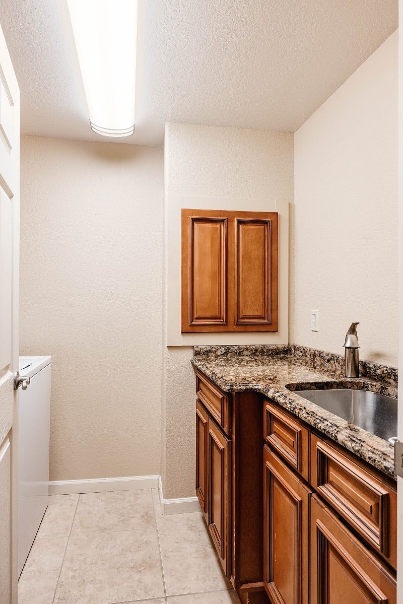 Furnished Finder property 597621_1 photo 15