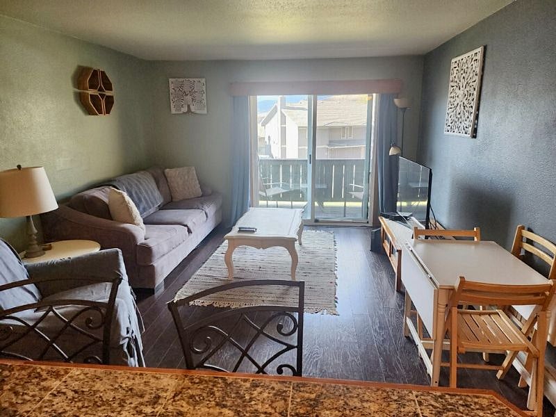 Furnished Finder property 597629_1 photo 3