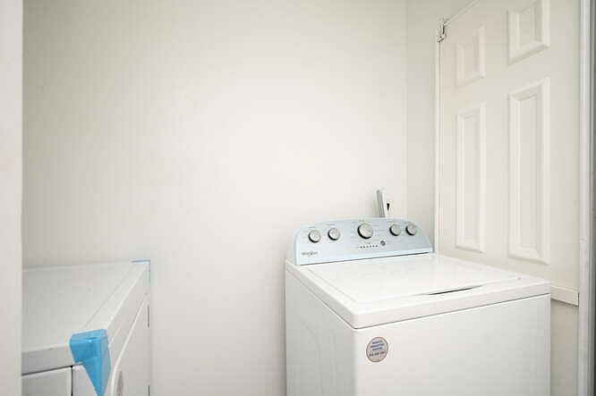 Furnished Finder property 597662_1 photo 16