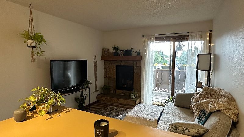 Furnished Finder property 597706_1 photo 3