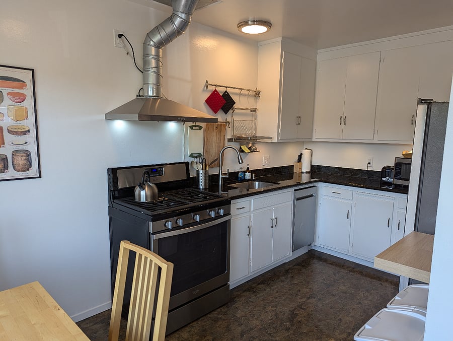 Furnished Finder property 597731_1 photo 7
