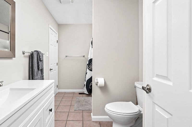 Furnished Finder property 597765_1 photo 9