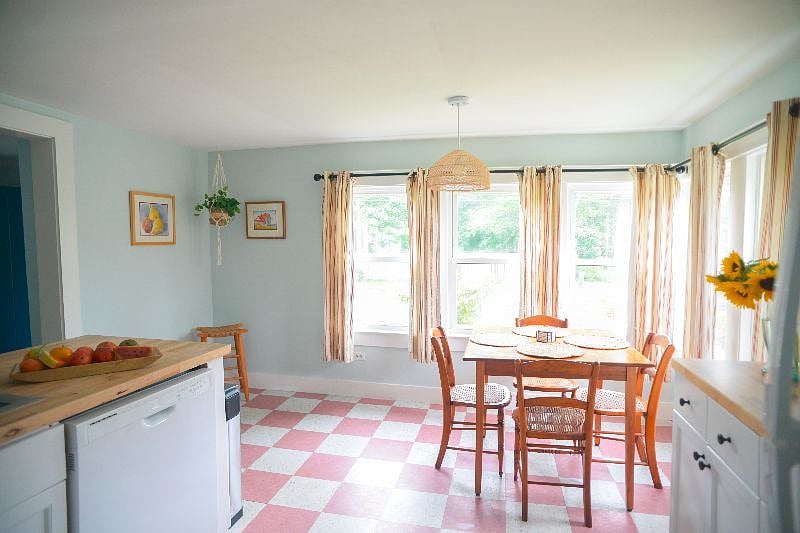 Furnished Finder property 597787_1 photo 2