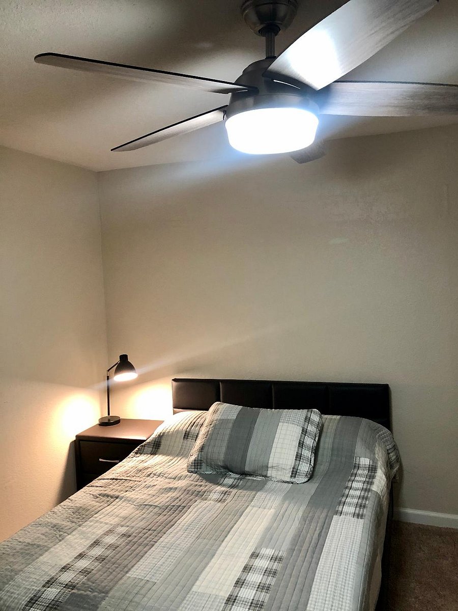 Comfortable Full size bed