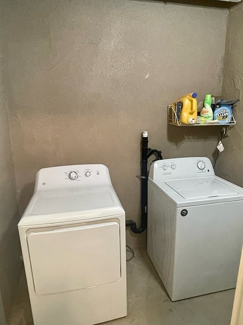 Shared laundry room: Washer and Dryer