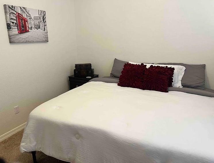 Furnished Finder property 597846_1 photo 11