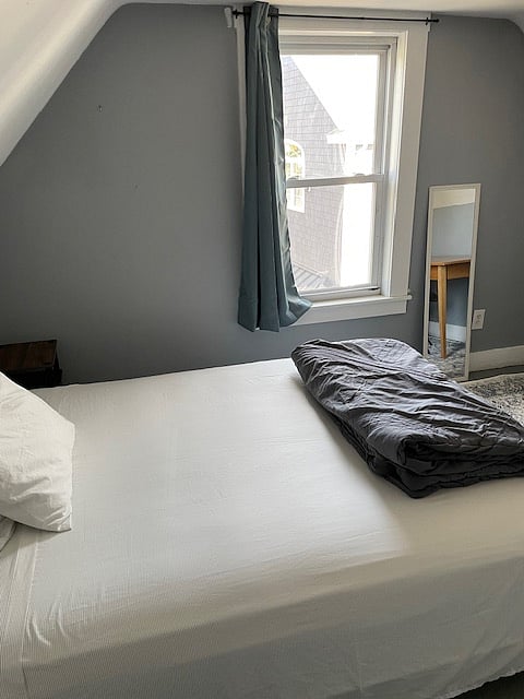 Room C (3rd Floor) Available August 9, 2026.