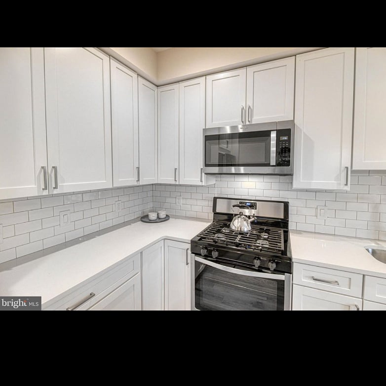 Furnished Finder property 597852_1 photo 6