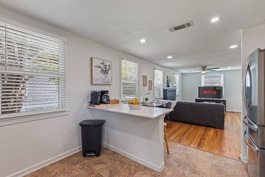 Furnished Finder property 597855_1 photo 22