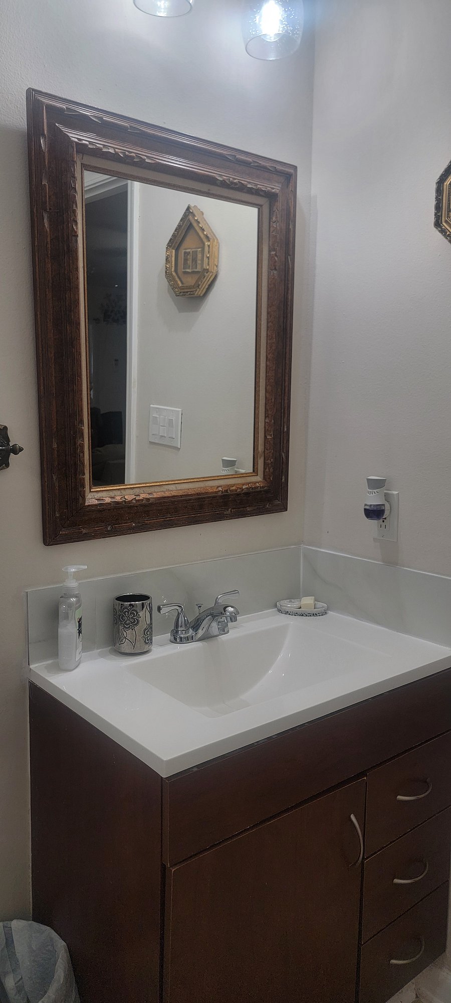 Furnished Finder property 597870_1 photo 5