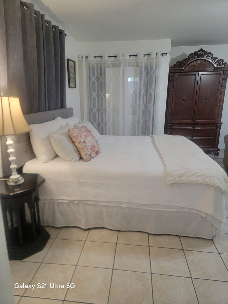 Furnished Finder property 597870_1 photo 9