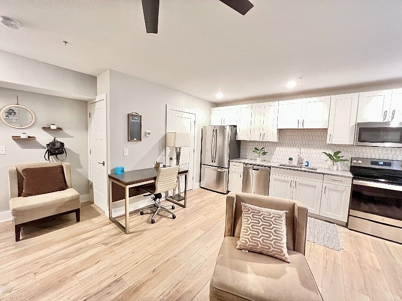 Furnished Finder property 597879_1 photo 3