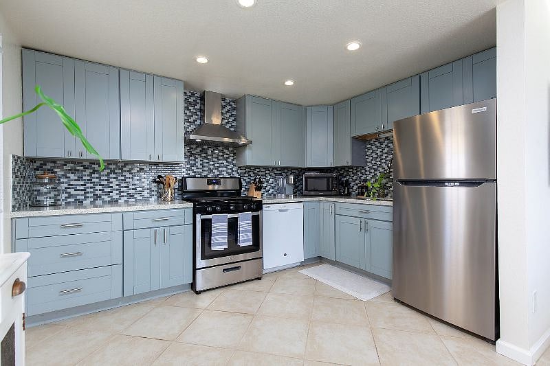 Furnished Finder property 597904_1 photo 7