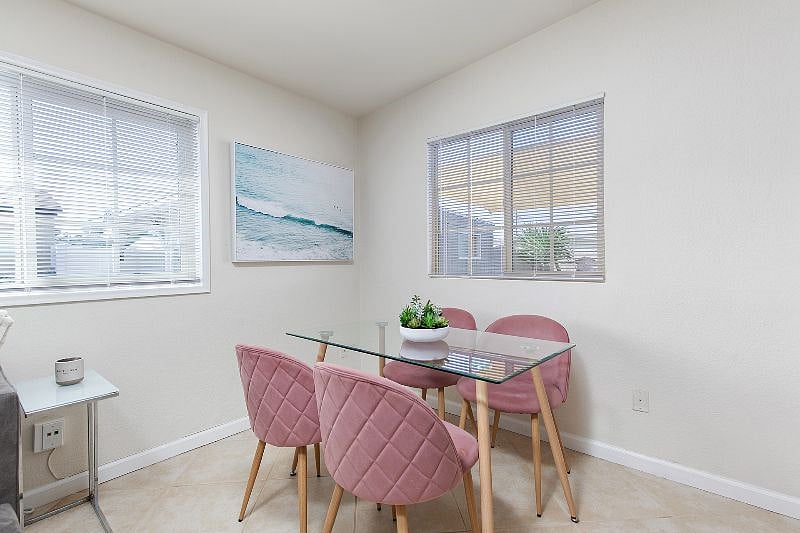 Furnished Finder property 597904_1 photo 9
