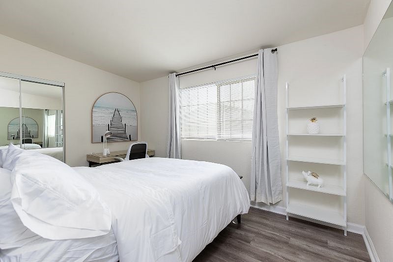 Furnished Finder property 597904_1 photo 15