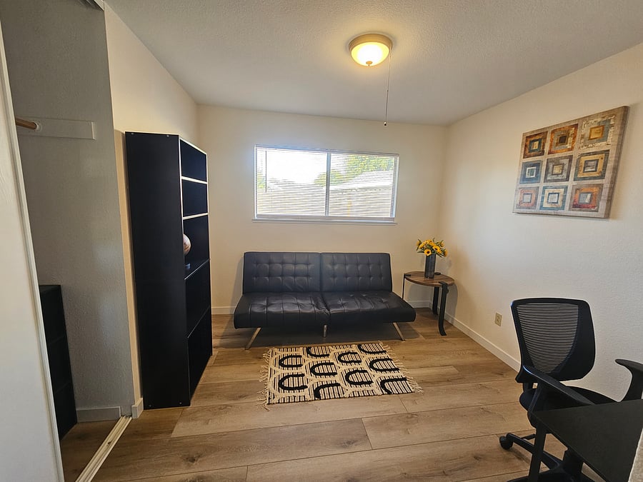 Furnished Finder property 597915_1 photo 16