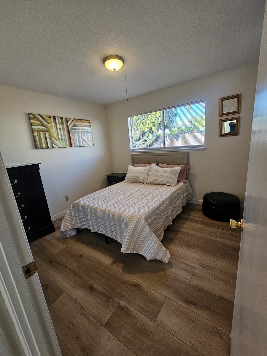 Furnished Finder property 597915_1 photo 22