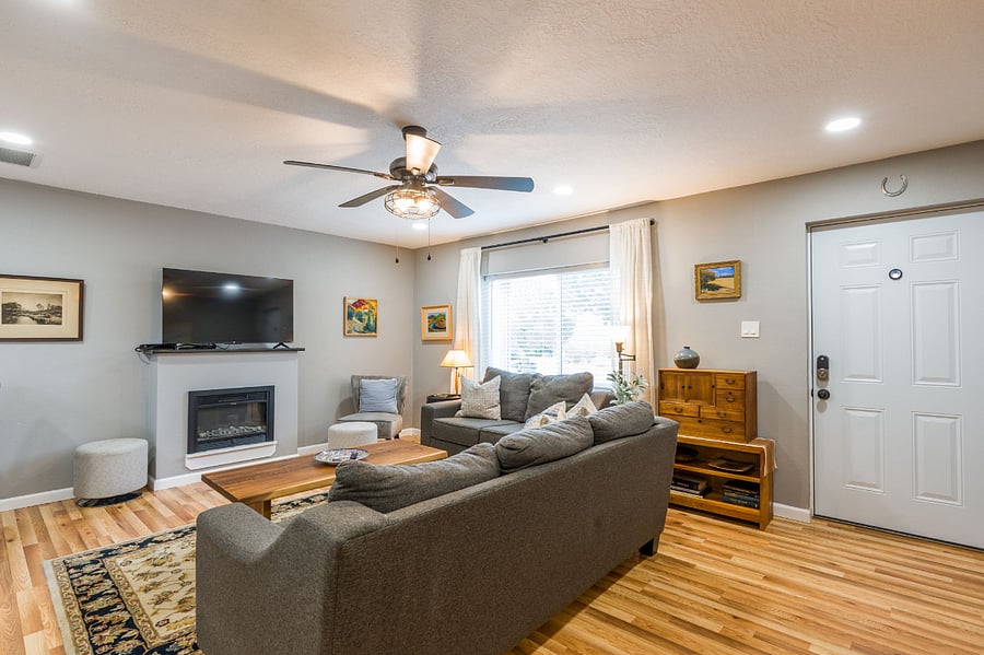 Furnished Finder property 597990_1 photo 6