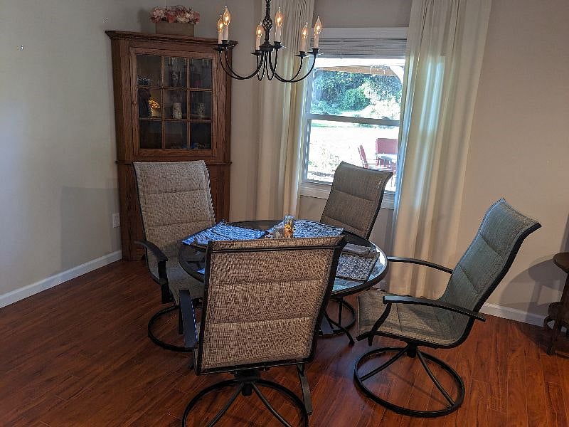 Furnished Finder property 597992_1 photo 4