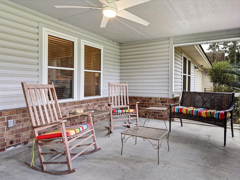 Furnished Finder property 597995_1 photo 3