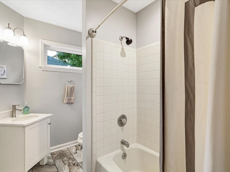 Furnished Finder property 597995_1 photo 24
