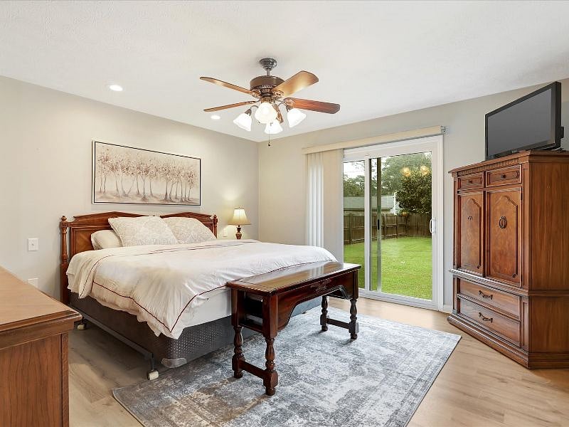 Furnished Finder property 597995_1 photo 27