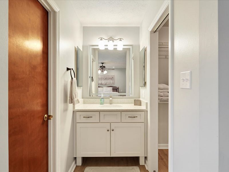 Furnished Finder property 597995_1 photo 31