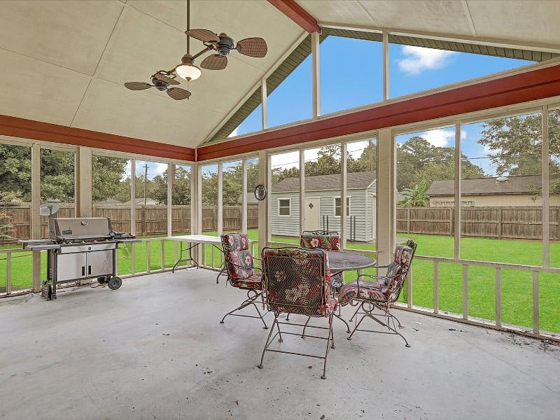 Furnished Finder property 597995_1 photo 33